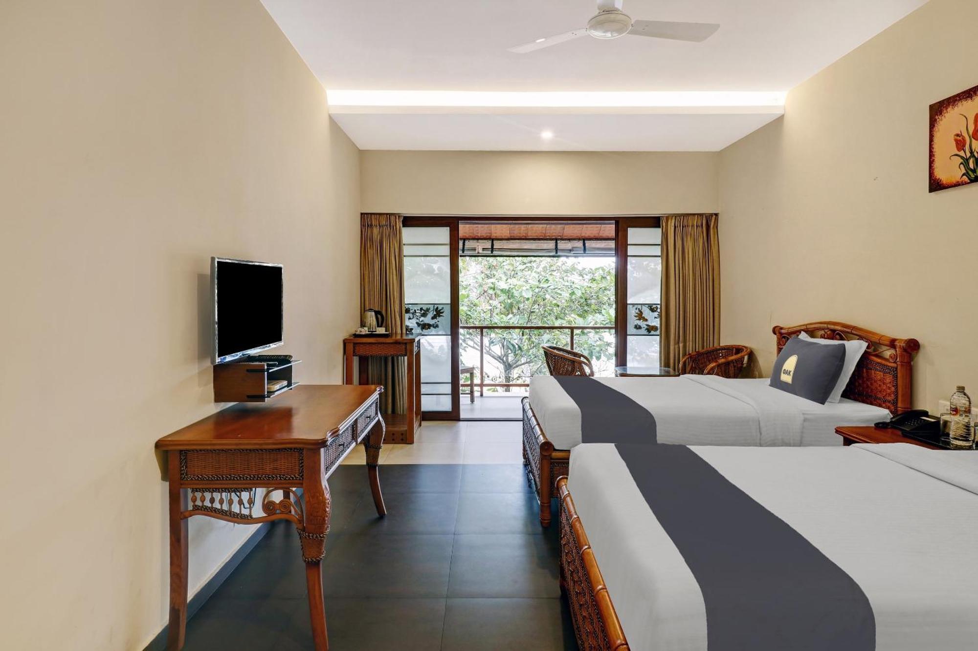 Townhouse Oak Edassery'S Sealine Villa Stay Kochi Extérieur photo