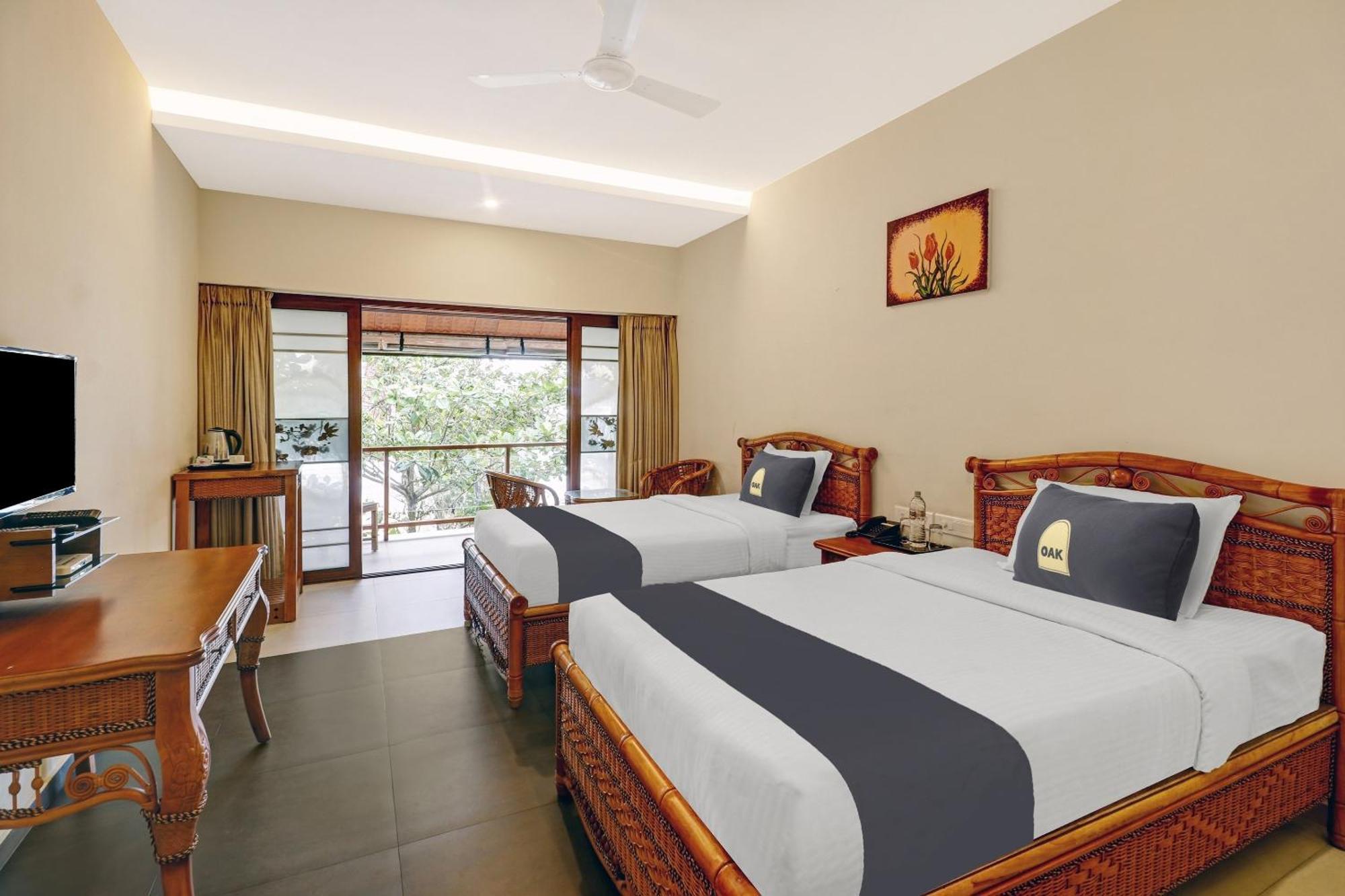 Townhouse Oak Edassery'S Sealine Villa Stay Kochi Extérieur photo
