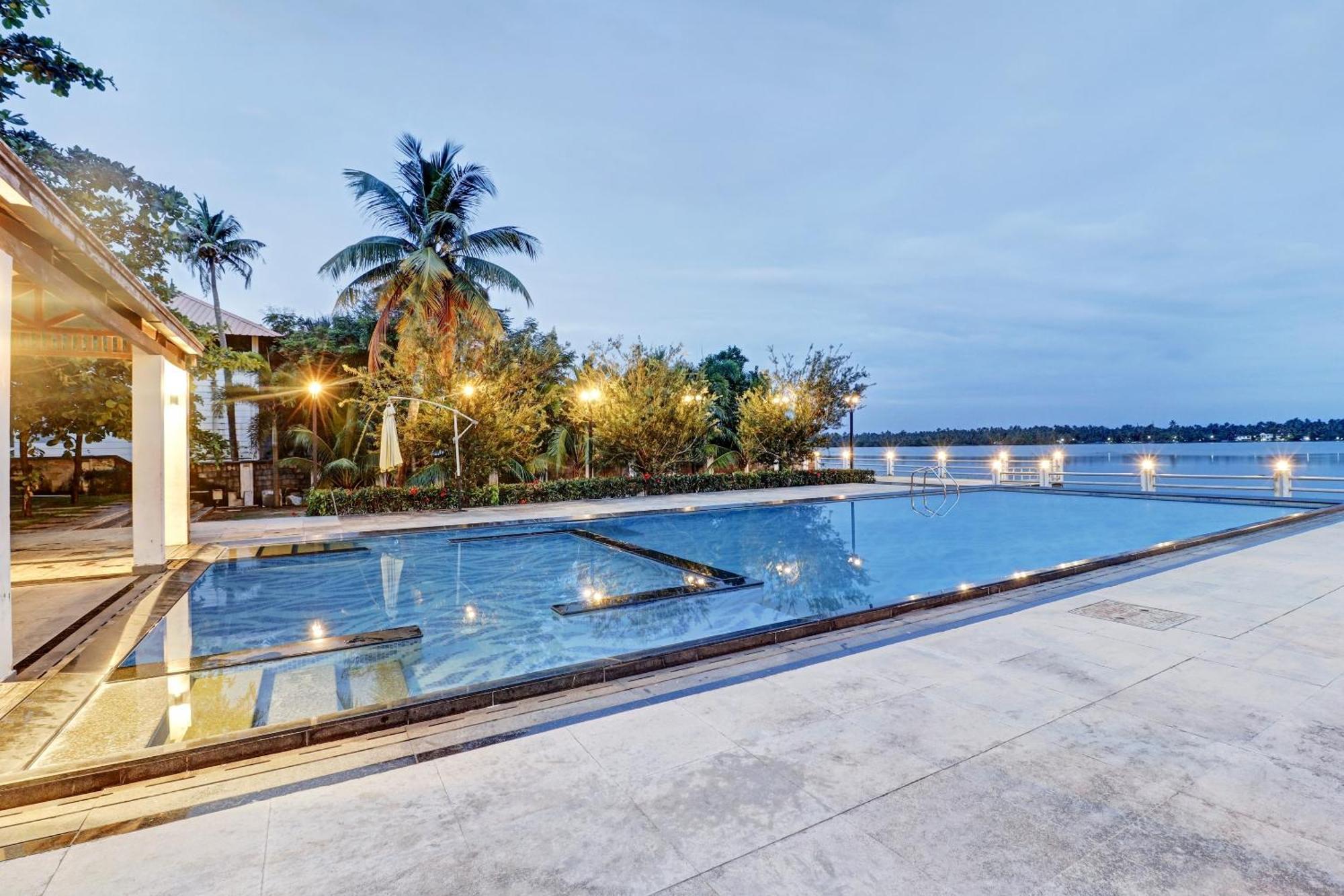 Townhouse Oak Edassery'S Sealine Villa Stay Kochi Extérieur photo