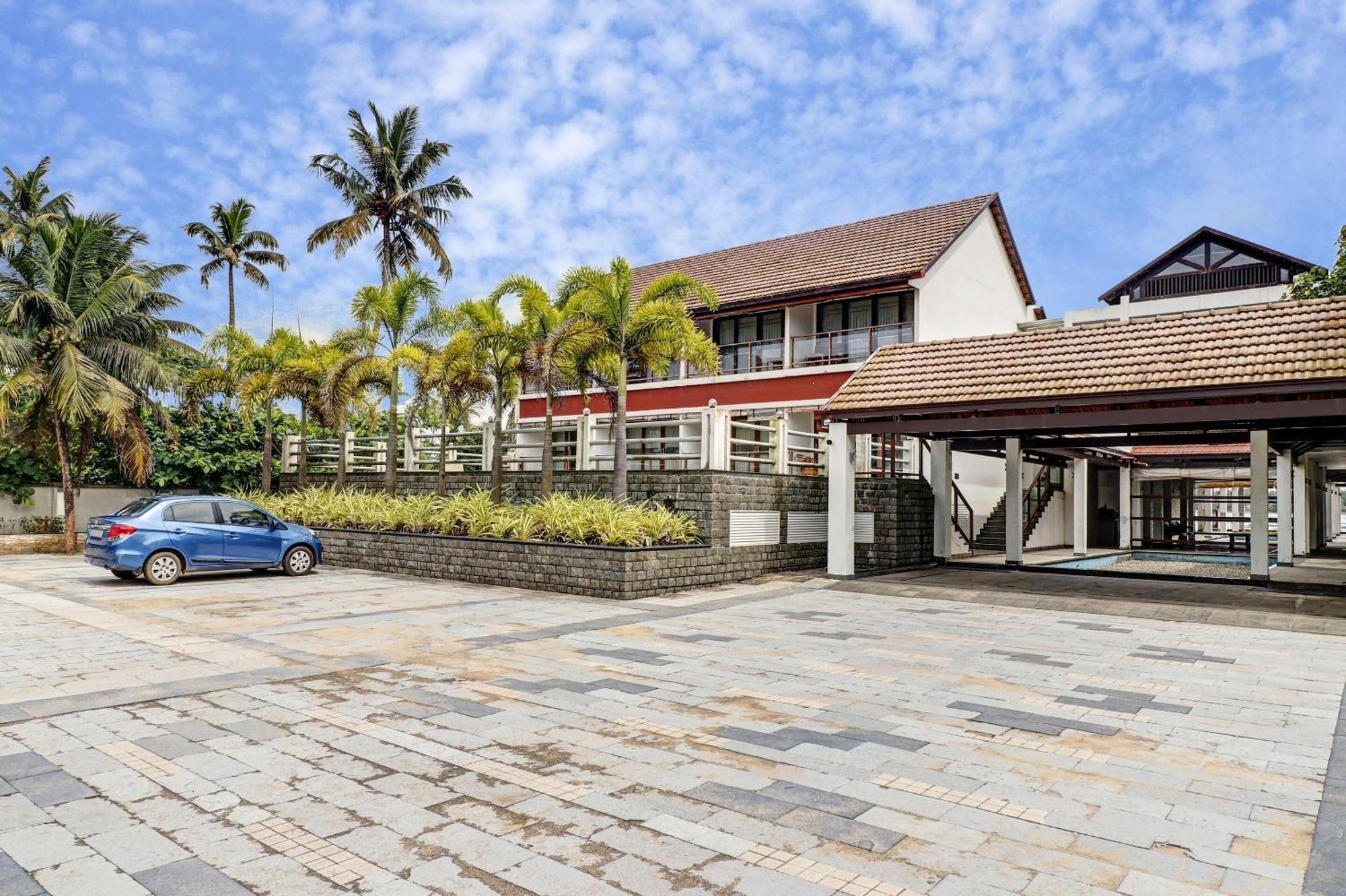 Townhouse Oak Edassery'S Sealine Villa Stay Kochi Extérieur photo